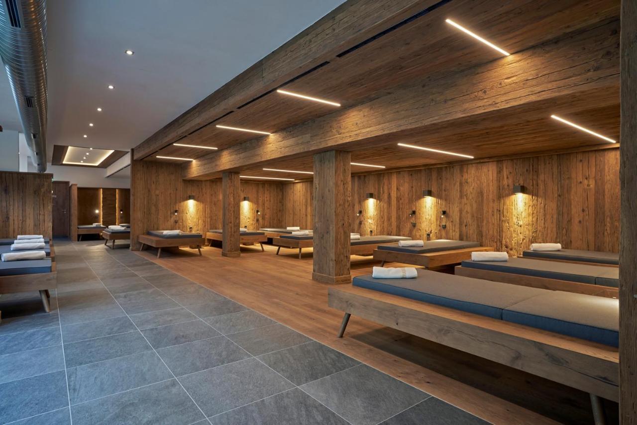 Hotel Traube Tonbach Baiersbronn Dış mekan fotoğraf